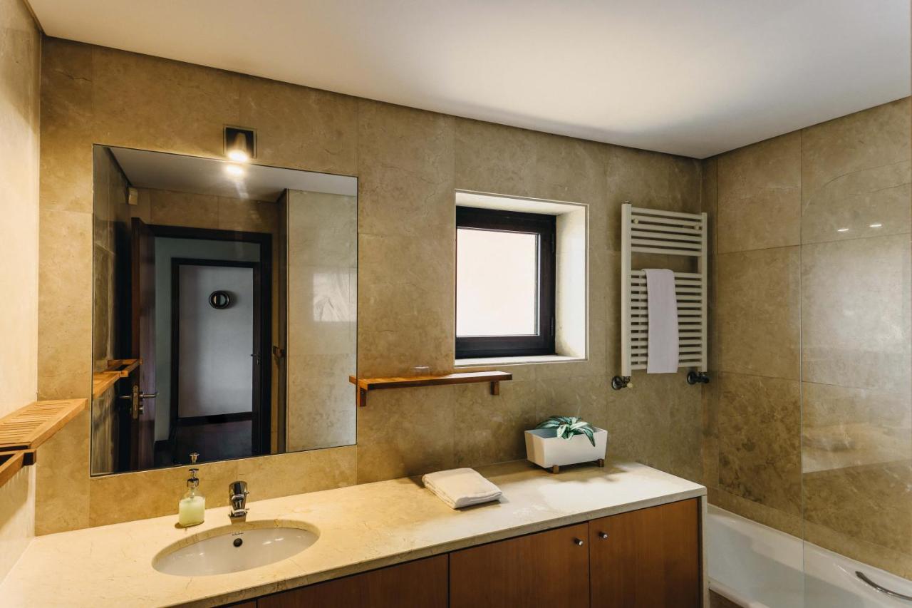 פורטו Riverfront Haven Family'S Choice With Free Garage מראה חיצוני תמונה